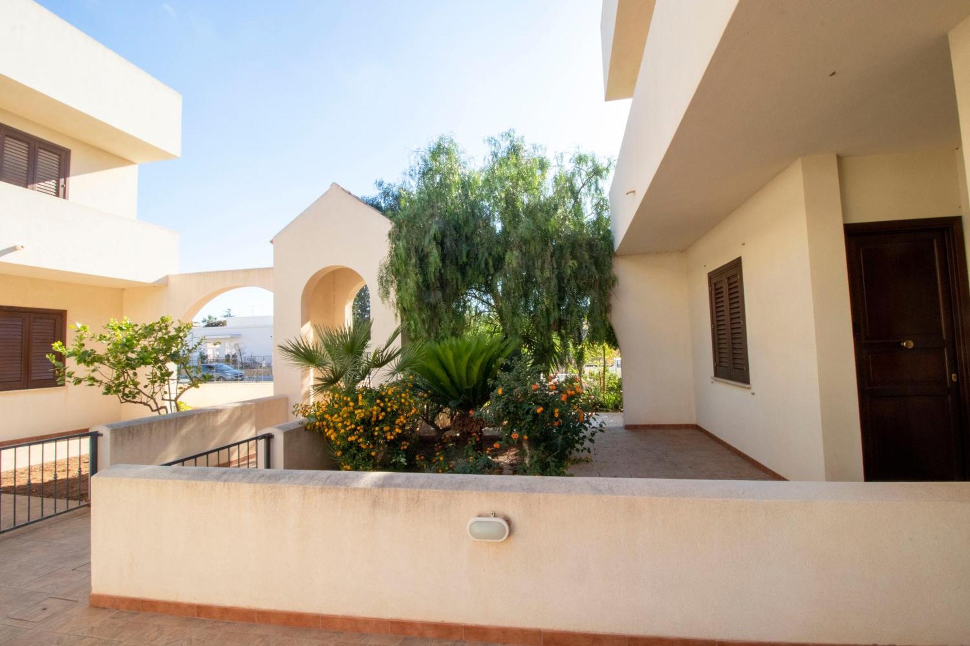 Case Vacanza Cristina Site In Antico Baglio E In Via Abruzzi N 161 ซานวิโต โลคาโป ภายนอก รูปภาพ